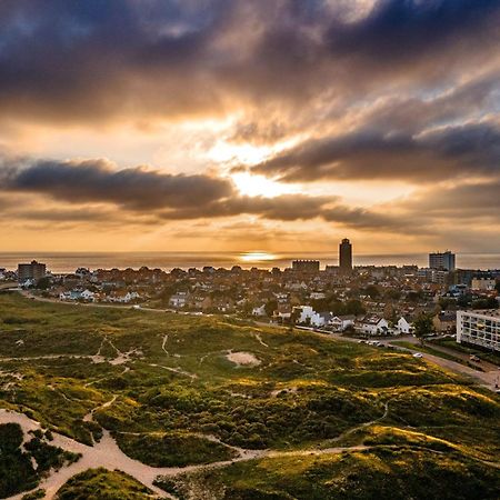 View With A Room Zandvoort With Private Parking Exterior photo