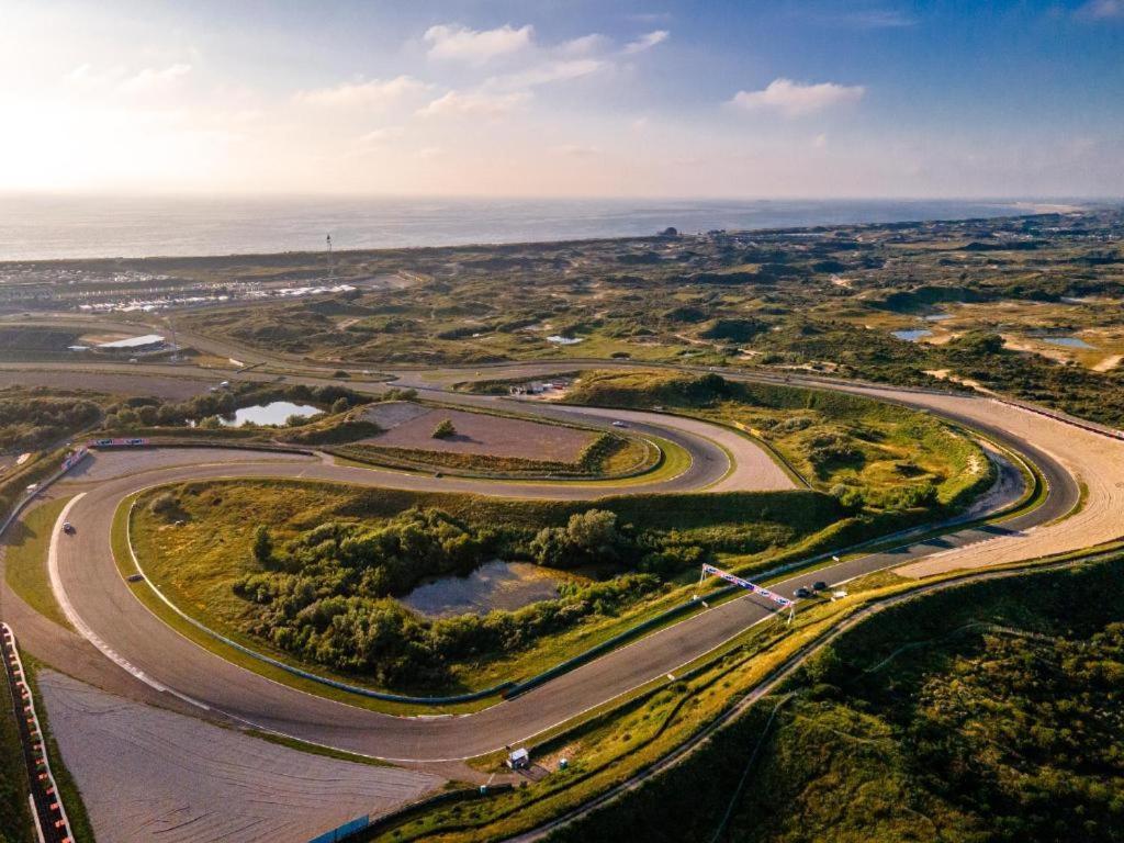 View With A Room Zandvoort With Private Parking Exterior photo