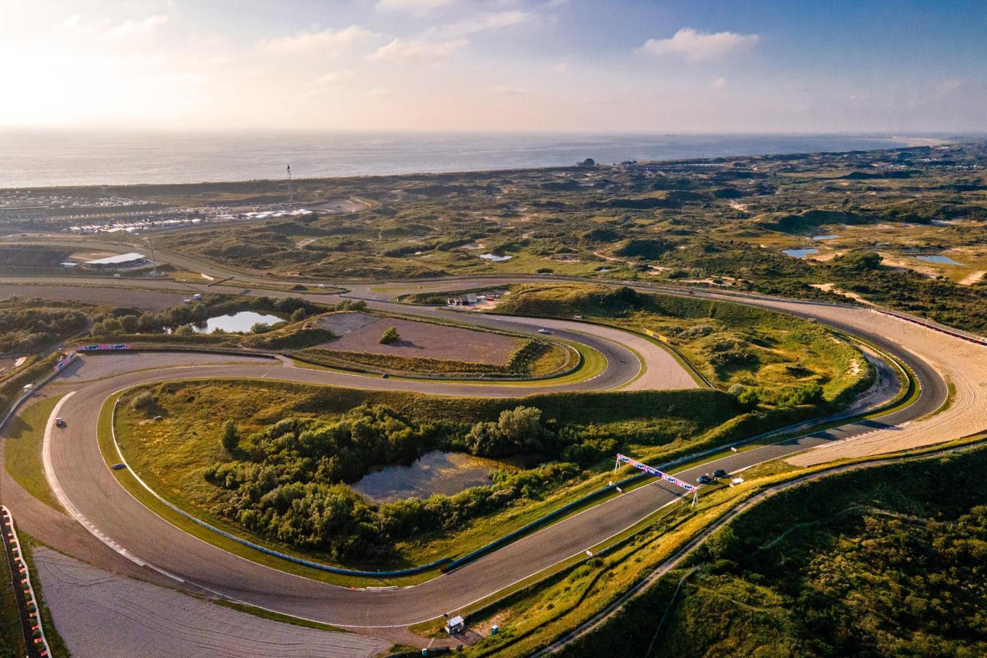 View With A Room Zandvoort With Private Parking Exterior photo