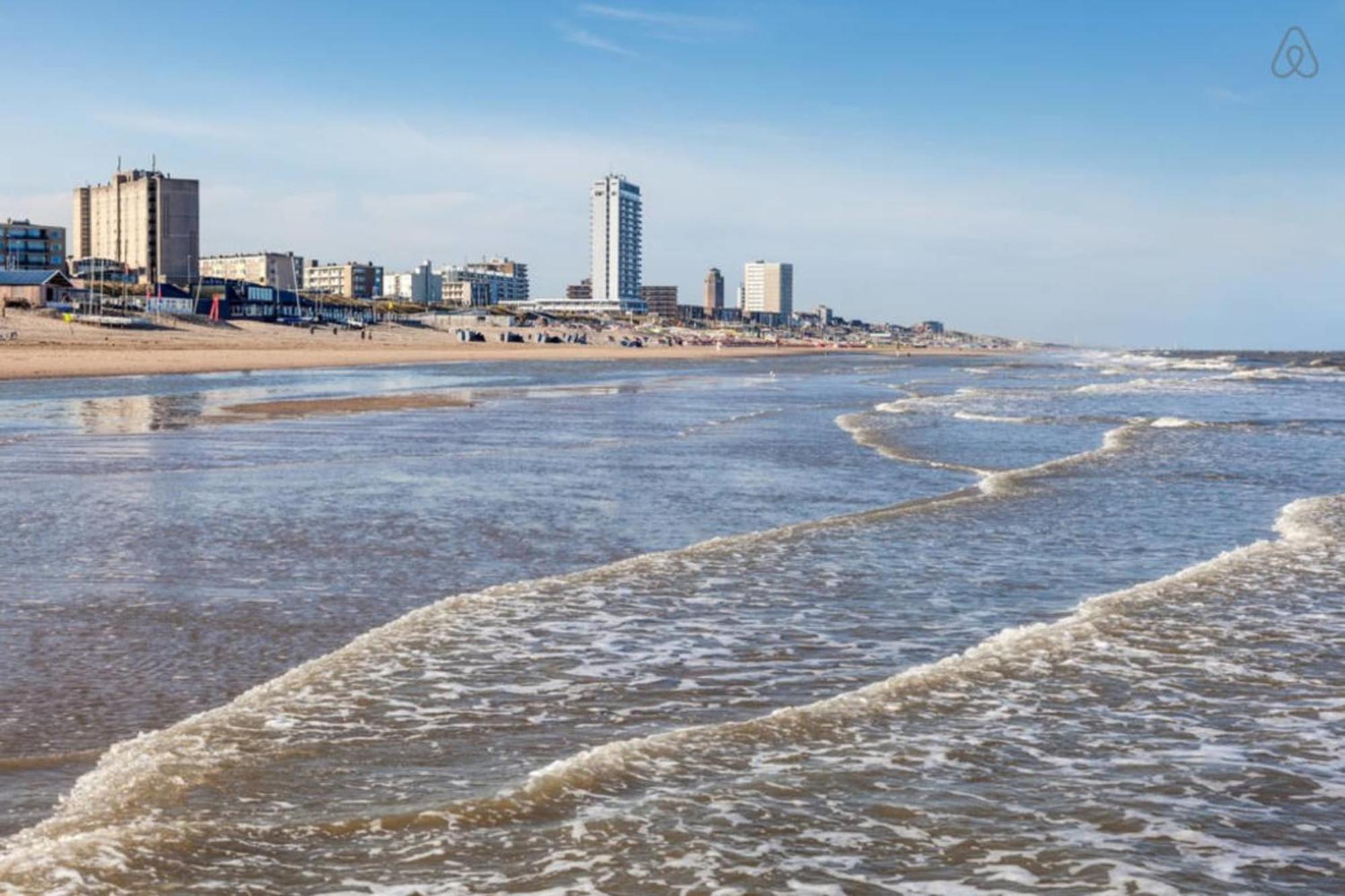 View With A Room Zandvoort With Private Parking Exterior photo